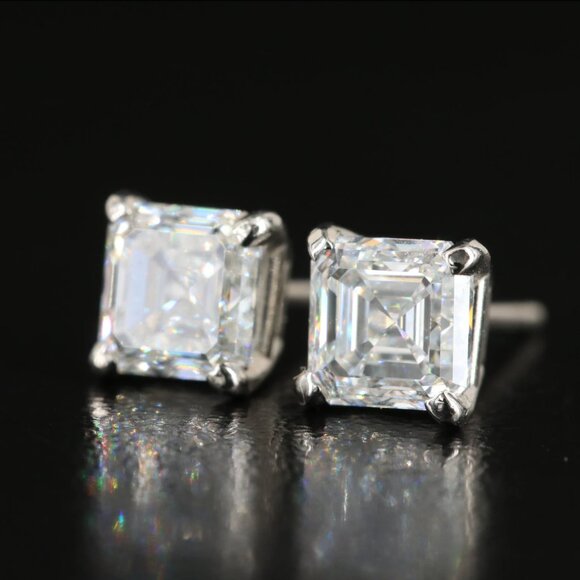 Platinum 1.80 CTW Diamond Stud Earrings with GIA Reports - Picture 2 of 8